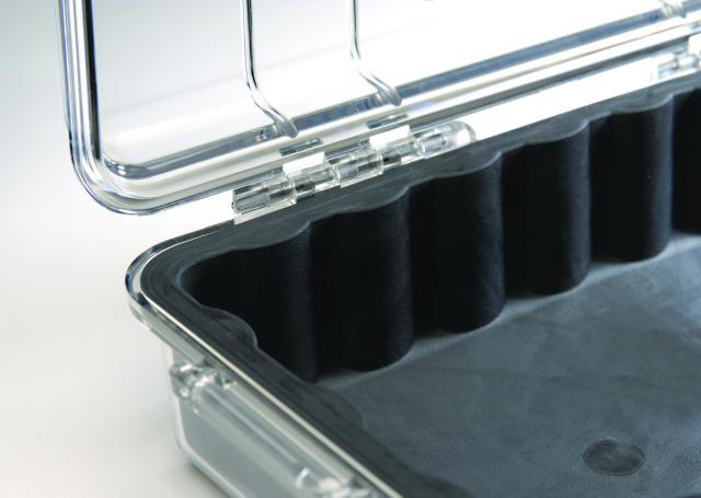 1040 Peli™ MicroCase