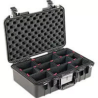 Peli™ 1525 Air med tredelt oppdelingssystem