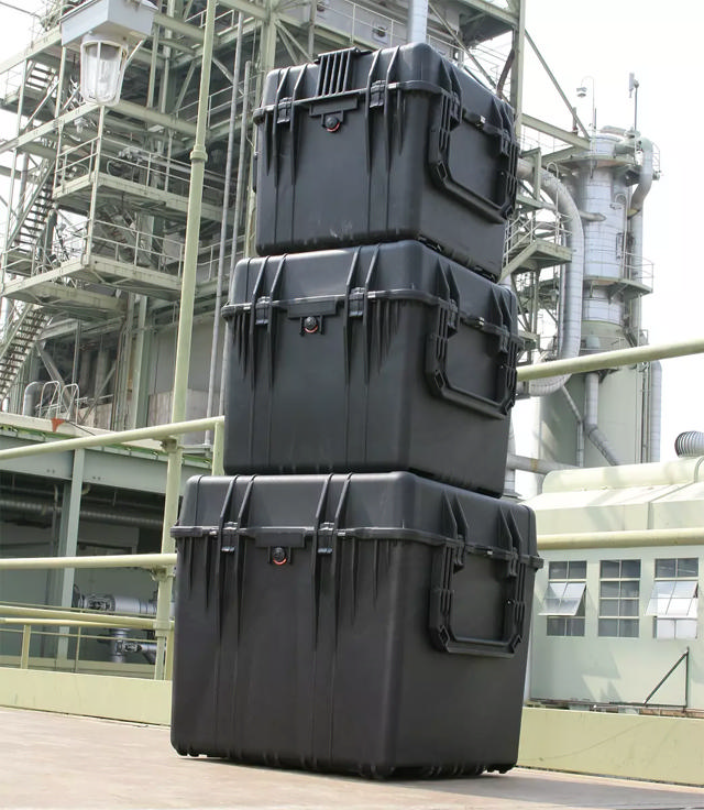 0370 Peli™ Cube Case u/skum