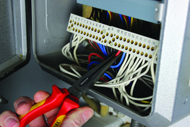 Spetstång VDE 160 mm