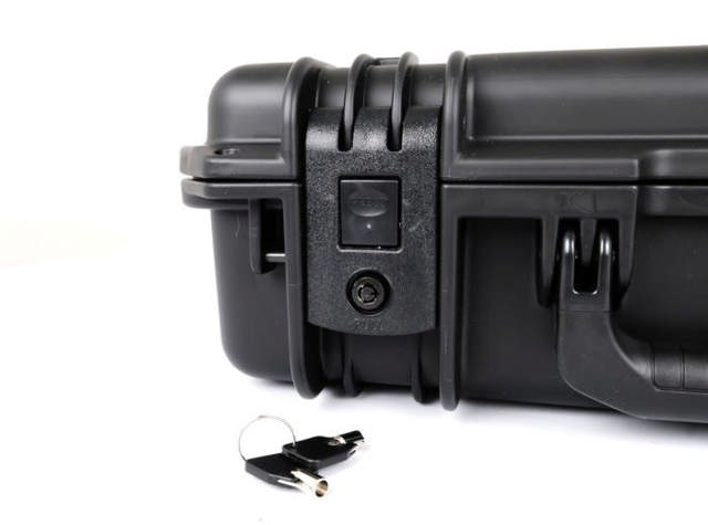 Peli™ Storm Case iM2370 laptopfodral m/skum